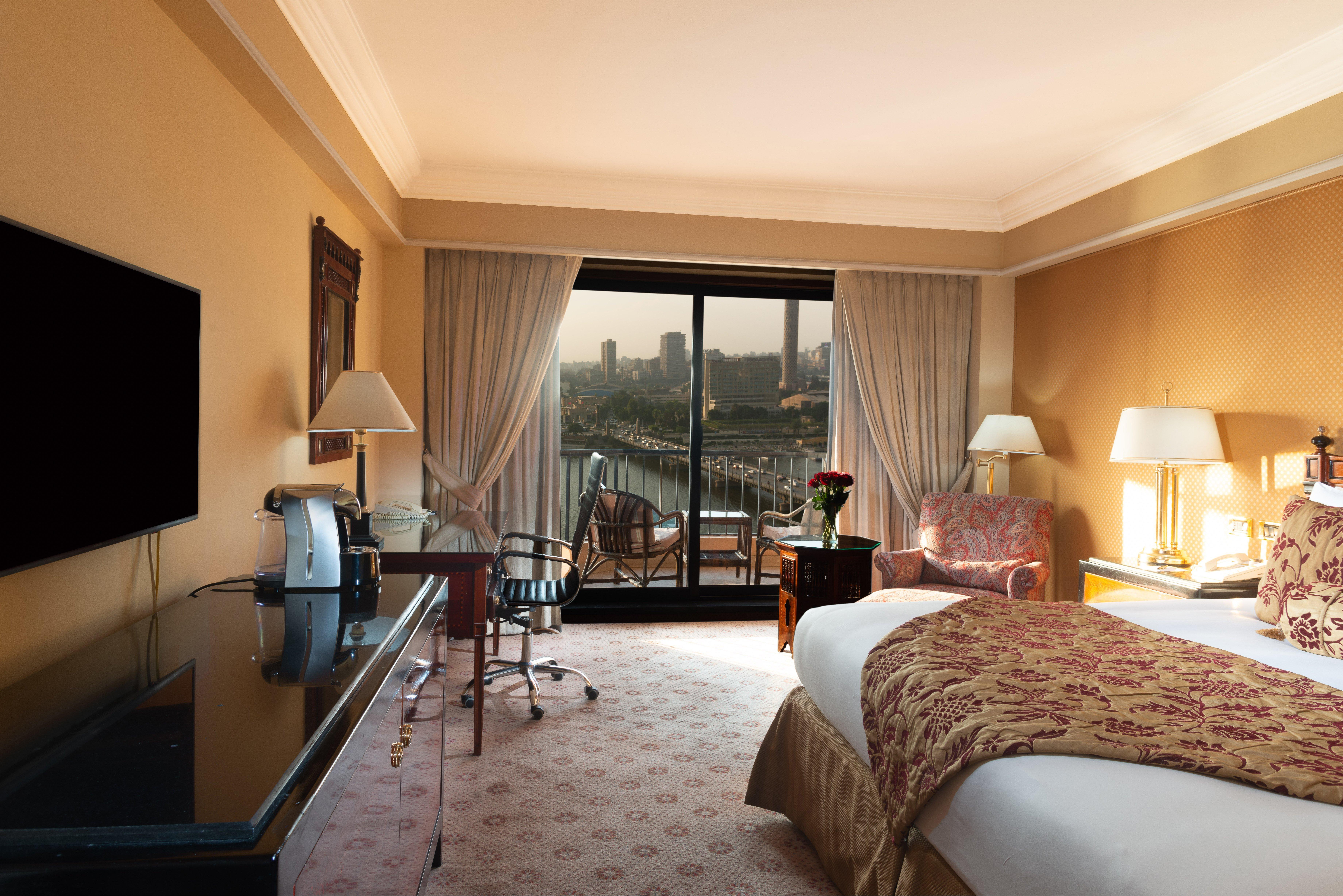 InterContinental Cairo Semiramis, an IHG Hotel Esterno foto A room at the Four Seasons Hotel, Cairo