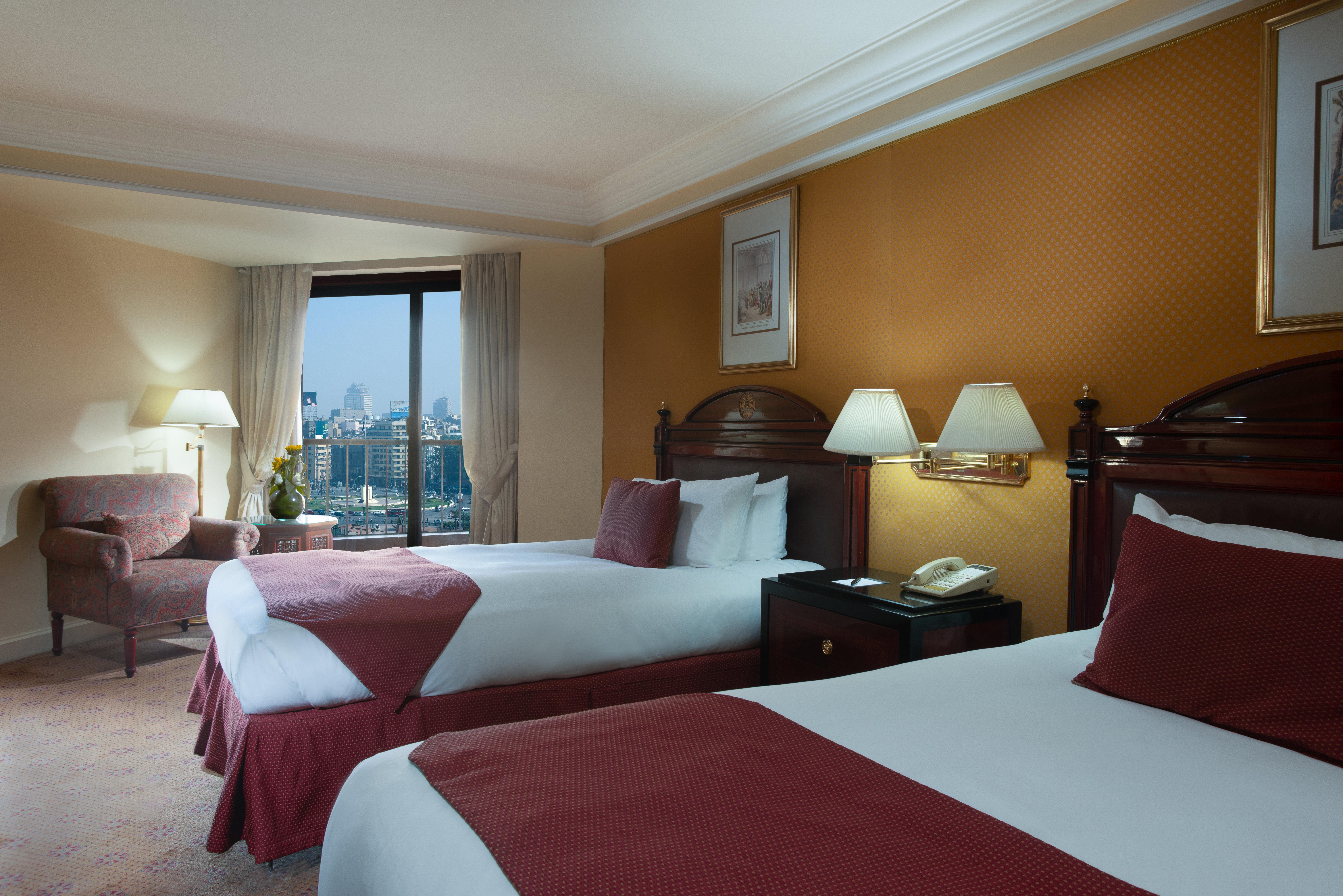 InterContinental Cairo Semiramis, an IHG Hotel Esterno foto A guest room at the Sheraton San Francisco