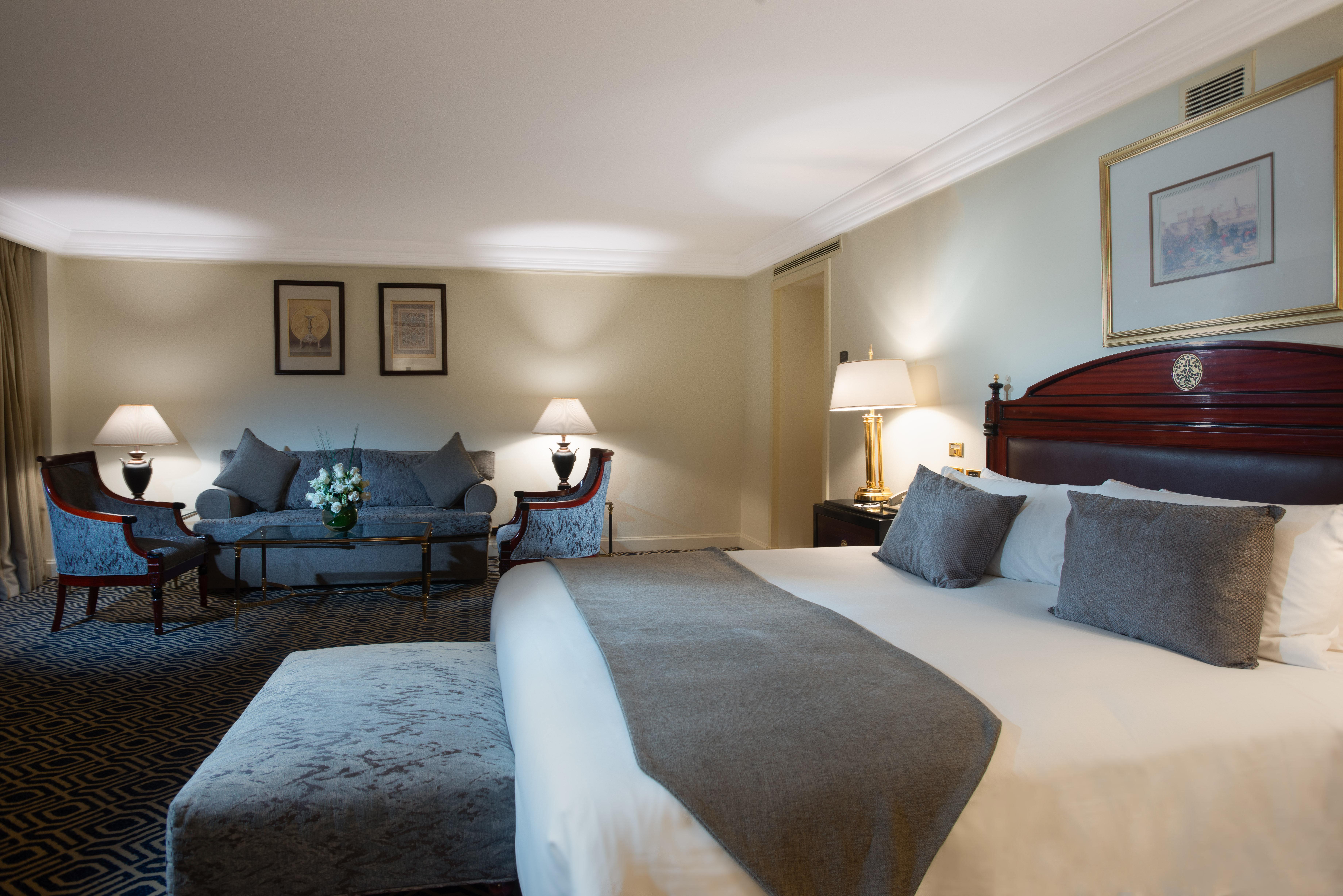 InterContinental Cairo Semiramis, an IHG Hotel Esterno foto A suite at the InterContinental London