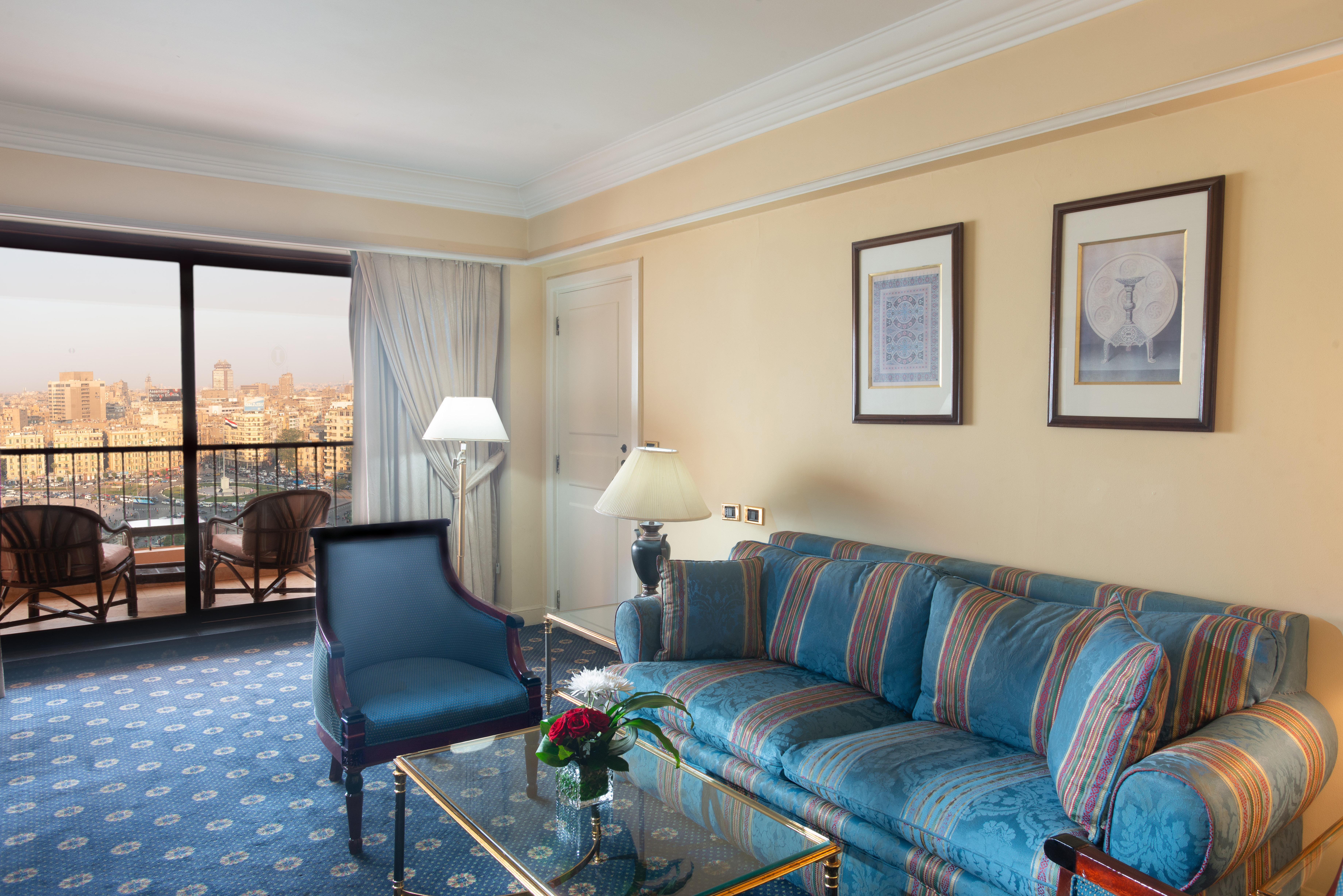 InterContinental Cairo Semiramis, an IHG Hotel Esterno foto A suite at the Hilton Cairo