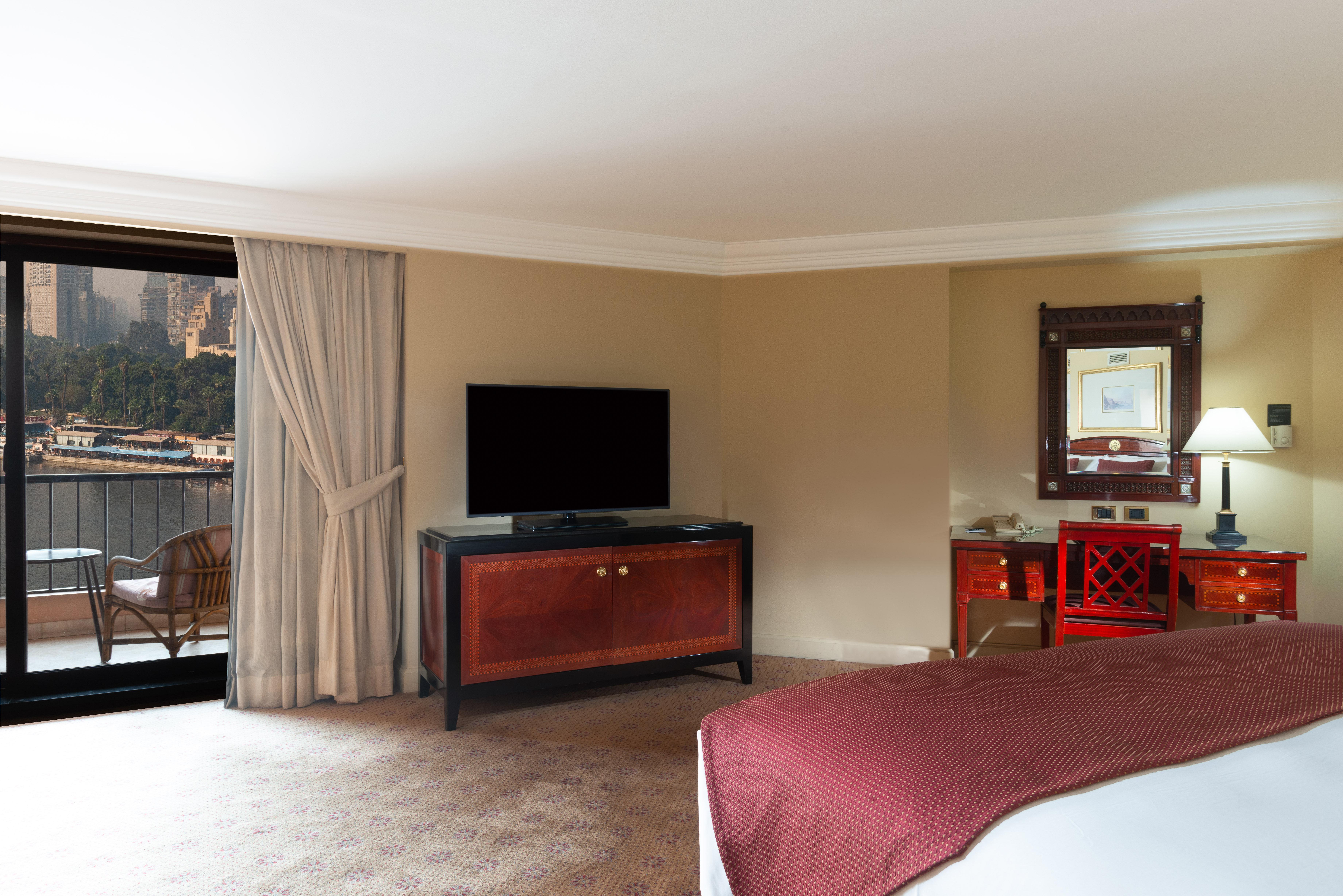 InterContinental Cairo Semiramis, an IHG Hotel Esterno foto A bedroom at the Four Seasons Hotel
