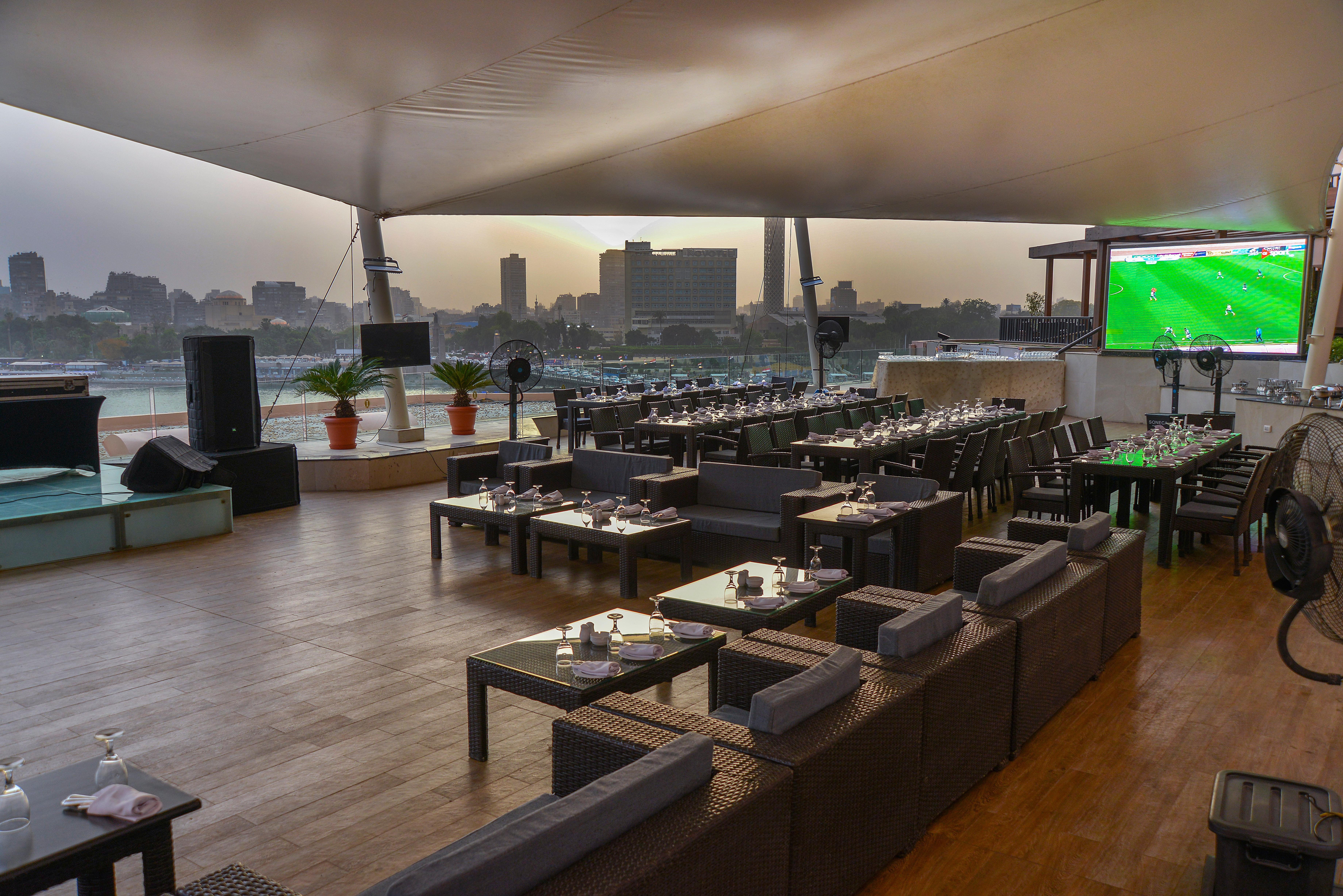 InterContinental Cairo Semiramis, an IHG Hotel Esterno foto The View on the River