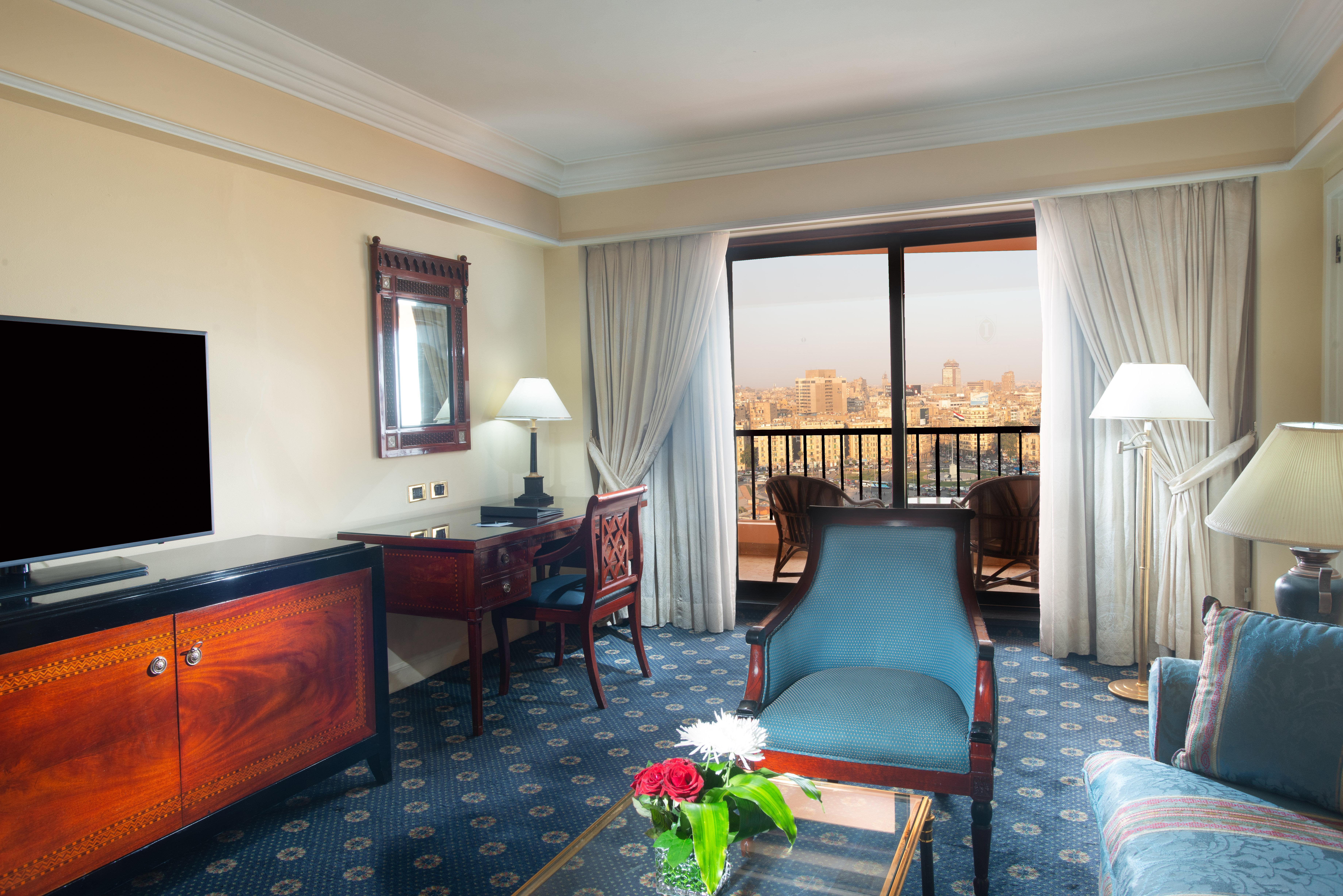 InterContinental Cairo Semiramis, an IHG Hotel Esterno foto A room at the Grand Hotel